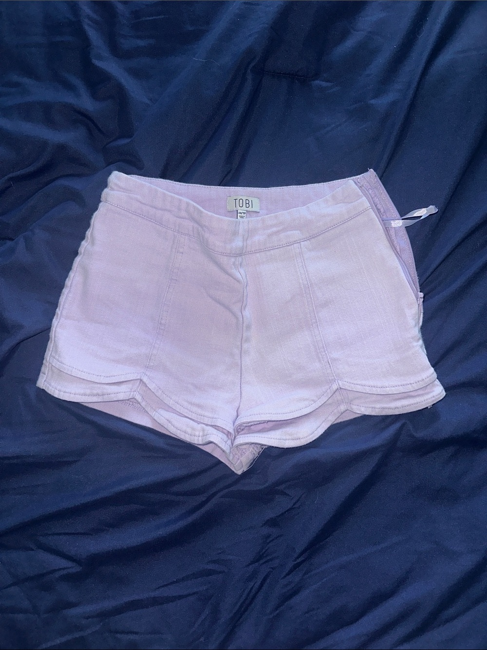Tobi Lilac High Waist Scalloped Hem Shorts